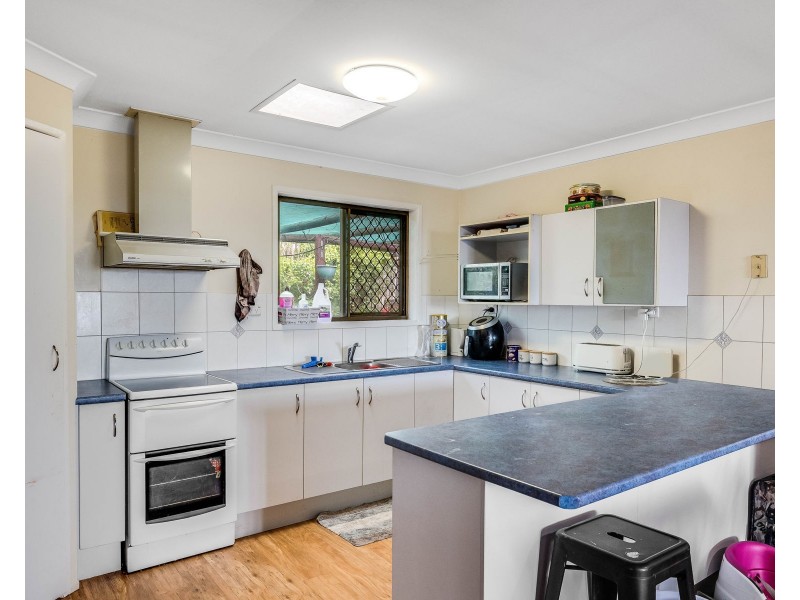 42 Poinciana Street, Newtown QLD 4350