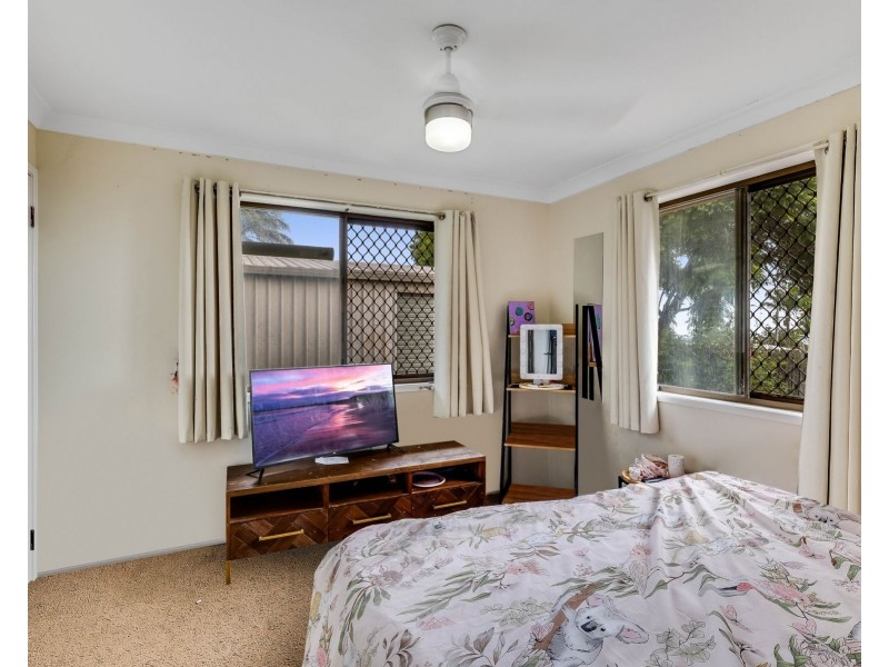 42 Poinciana Street, Newtown QLD 4350