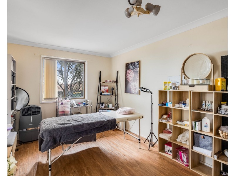 42 Poinciana Street, Newtown QLD 4350