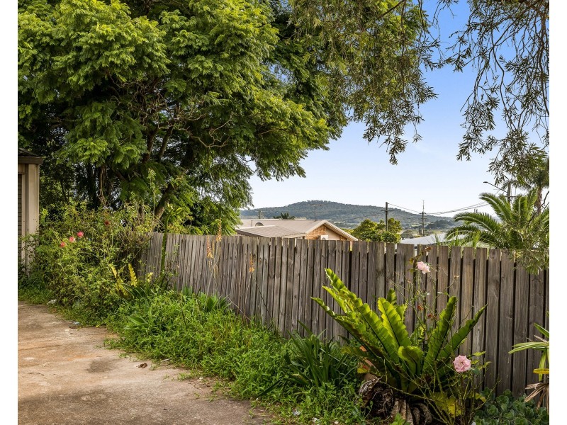 42 Poinciana Street, Newtown QLD 4350