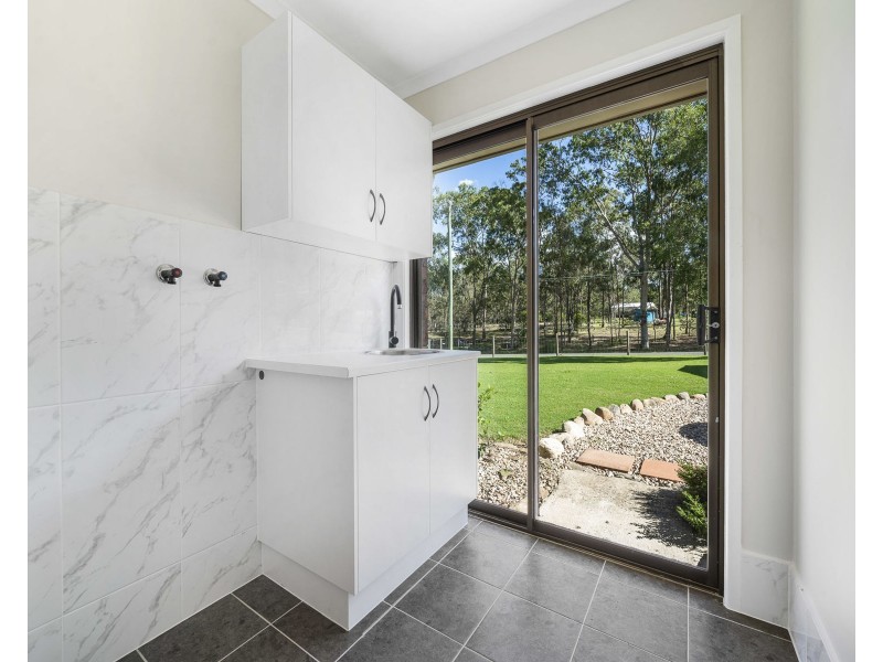 90 Koreelah Street, Upper Lockyer QLD 4352