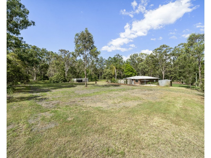 90 Koreelah Street, Upper Lockyer QLD 4352