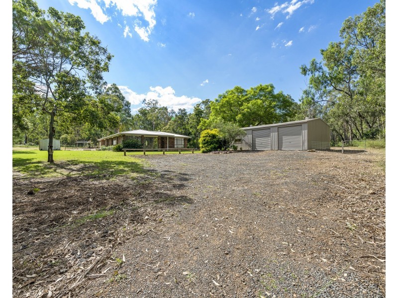 90 Koreelah Street, Upper Lockyer QLD 4352