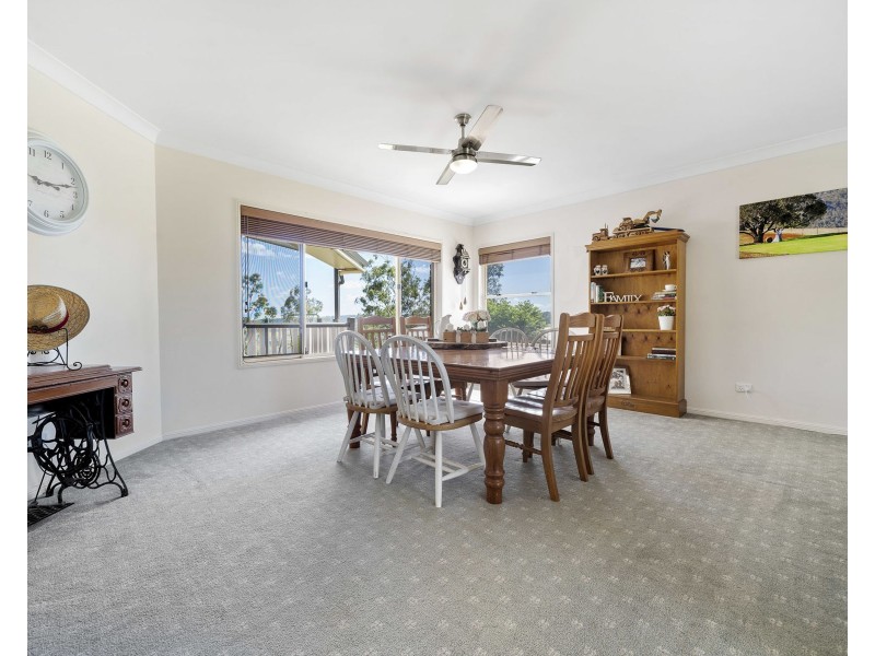 5 Ryans Drive, Cotswold Hills QLD 4350