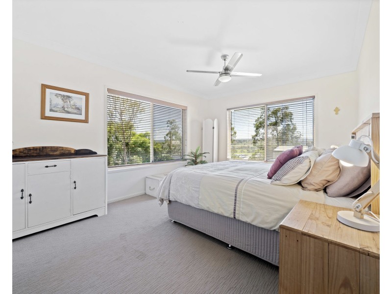 5 Ryans Drive, Cotswold Hills QLD 4350