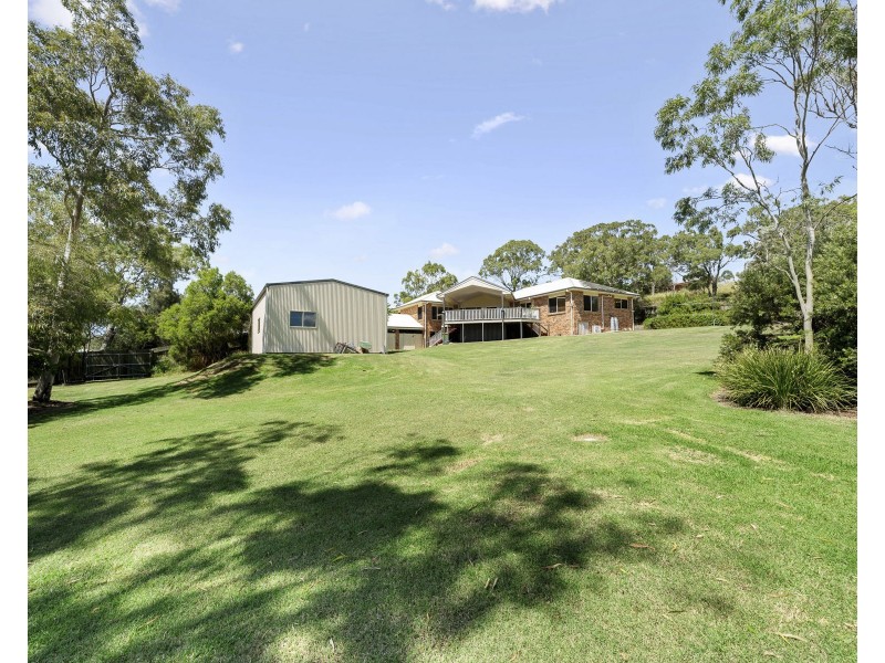 5 Ryans Drive, Cotswold Hills QLD 4350