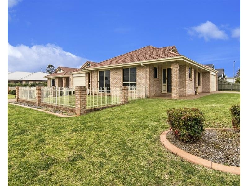 1/5 Rama Court, Kearneys Spring QLD 4350