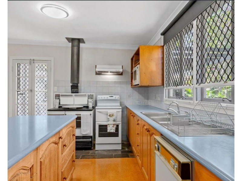 22 High Street, Rangeville QLD 4350