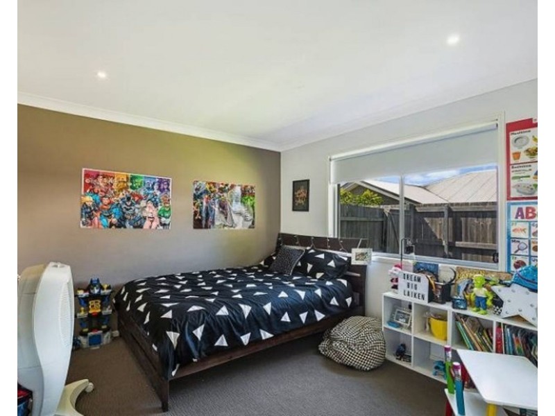 3/7 Whichello Street, Newtown QLD 4350