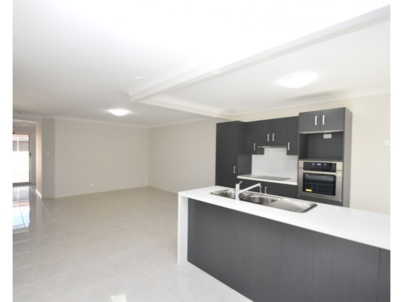 4/8 Link Street, North Toowoomba QLD 4350