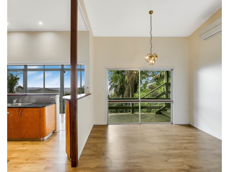 13 Murphys Creek Road, Blue Mountain Heights QLD 4350