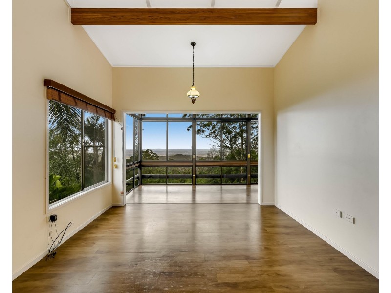 13 Murphys Creek Road, Blue Mountain Heights QLD 4350