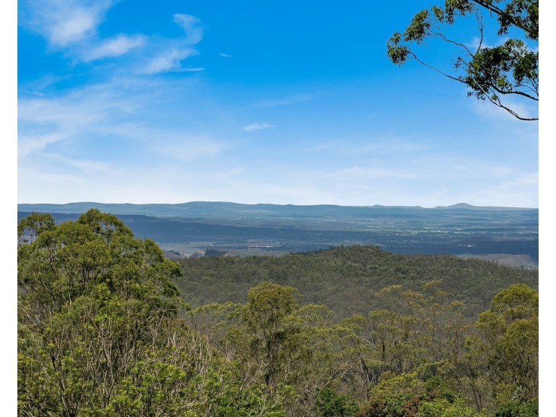 13 Murphys Creek Road, Blue Mountain Heights QLD 4350