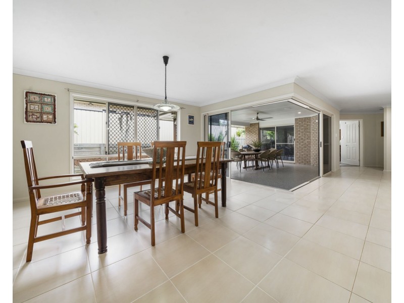 46 Honeyeater Drive, Highfields QLD 4352