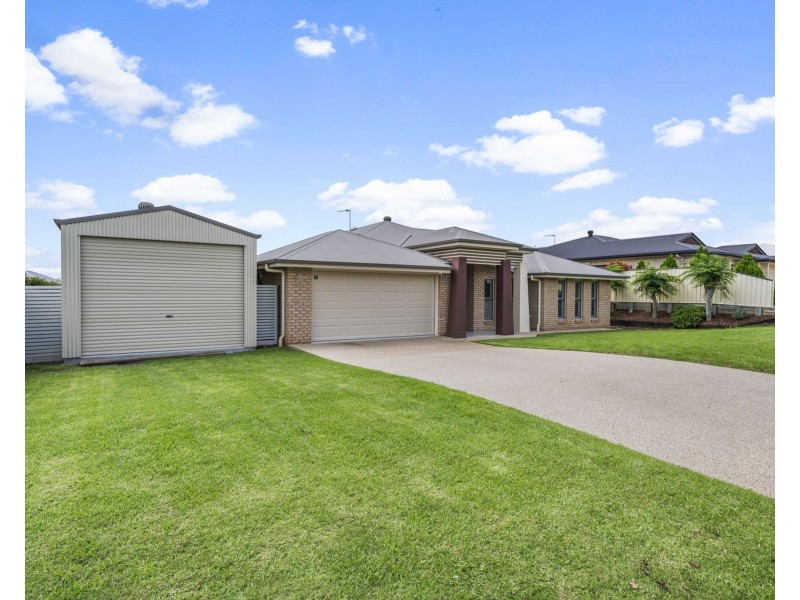 46 Honeyeater Drive, Highfields QLD 4352
