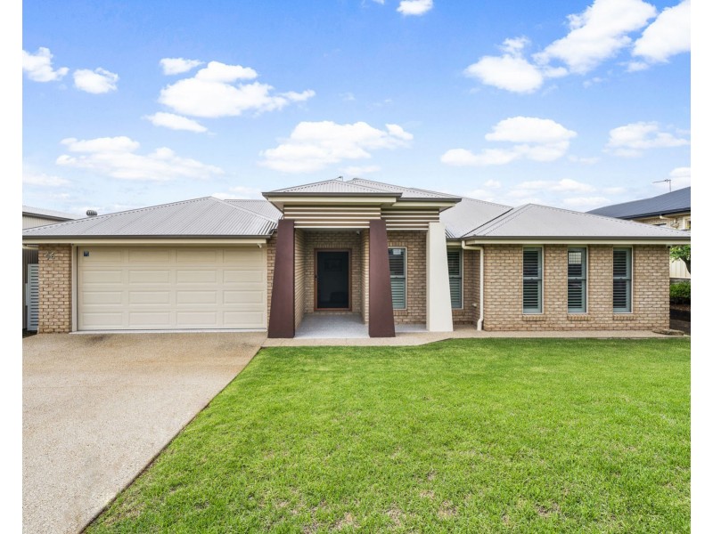 46 Honeyeater Drive, Highfields QLD 4352