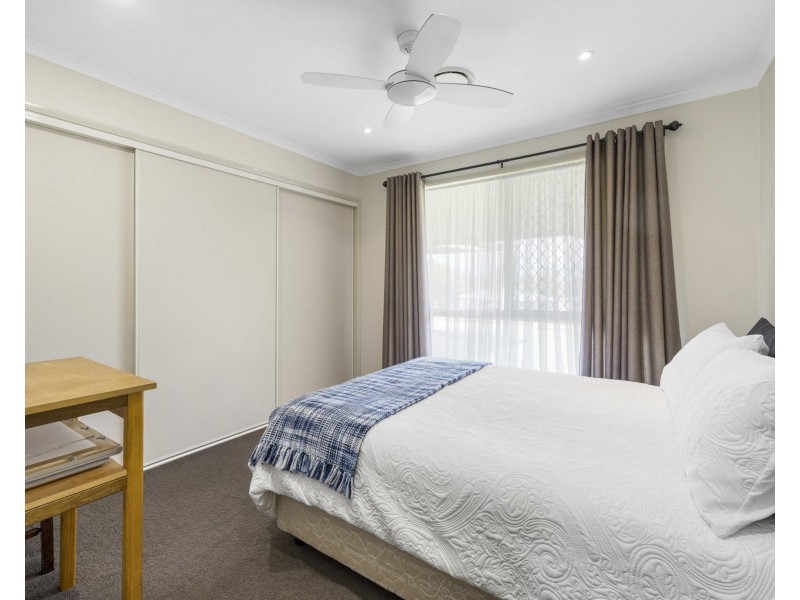 7 Kate Court, Withcott QLD 4352