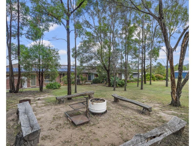 7 Kate Court, Withcott QLD 4352