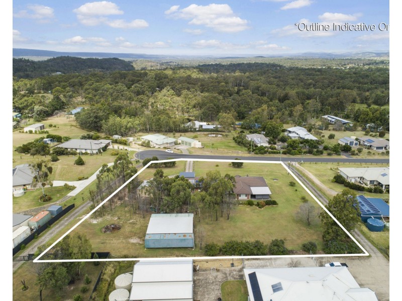 7 Kate Court, Withcott QLD 4352