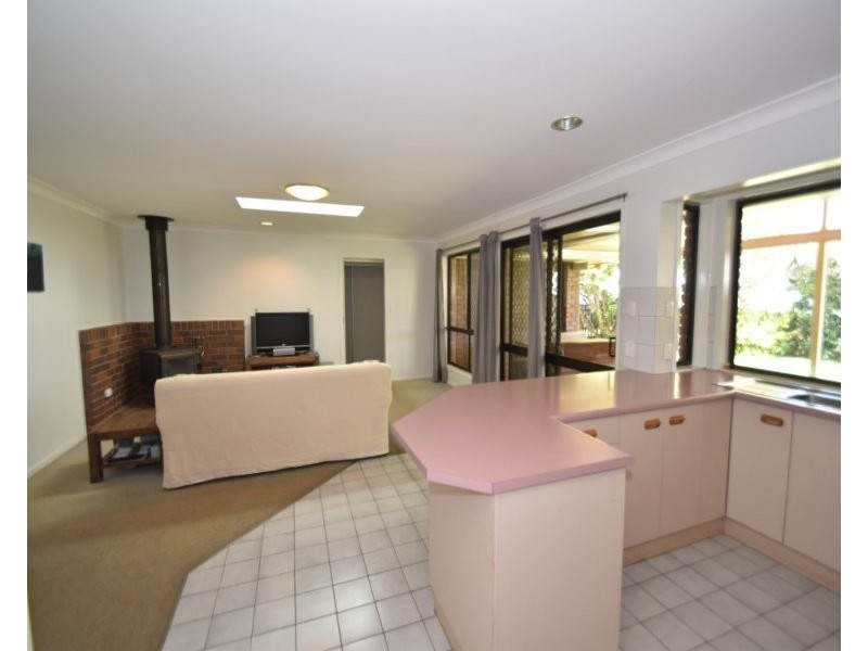 40 Wiemers Crescent, Centenary Heights QLD 4350