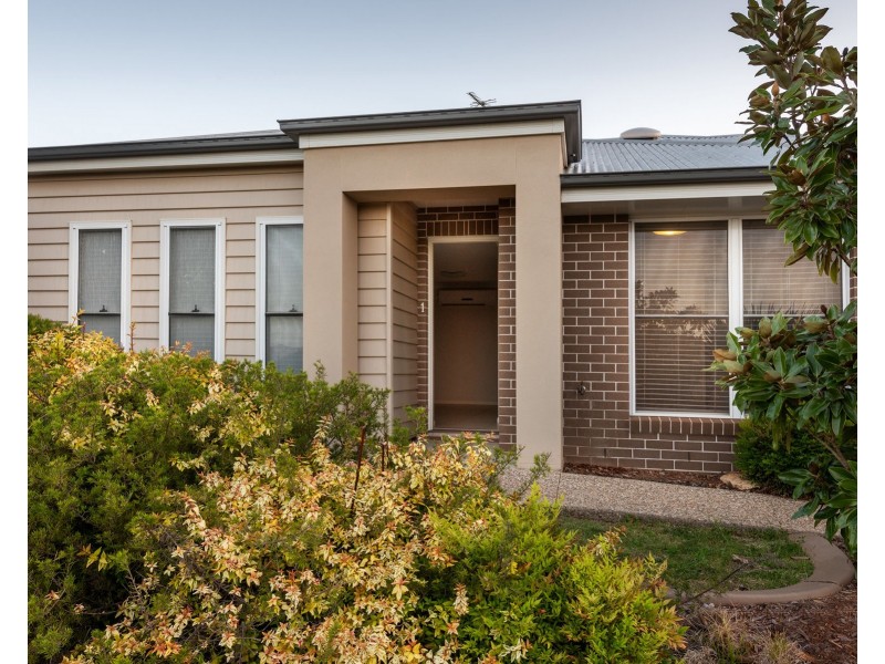 1/16 McMorrow Street, Kearneys Spring QLD 4350