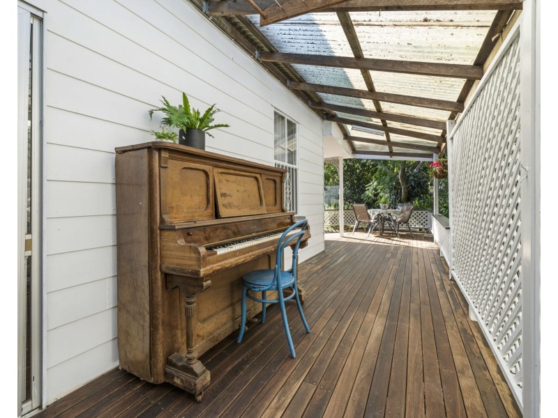 26 Messines Street, Harlaxton QLD 4350