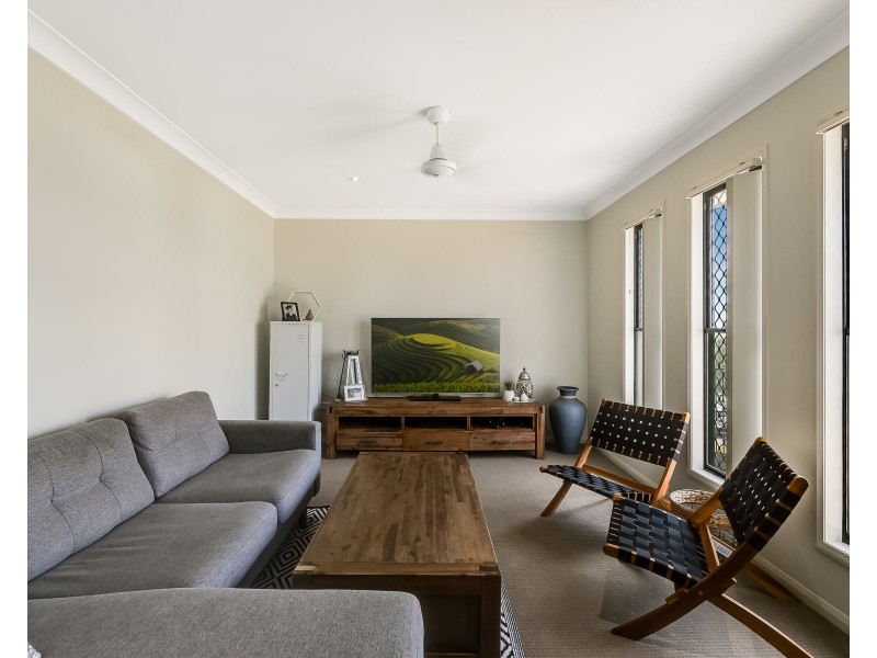 12 Felix Street, Cranley QLD 4350