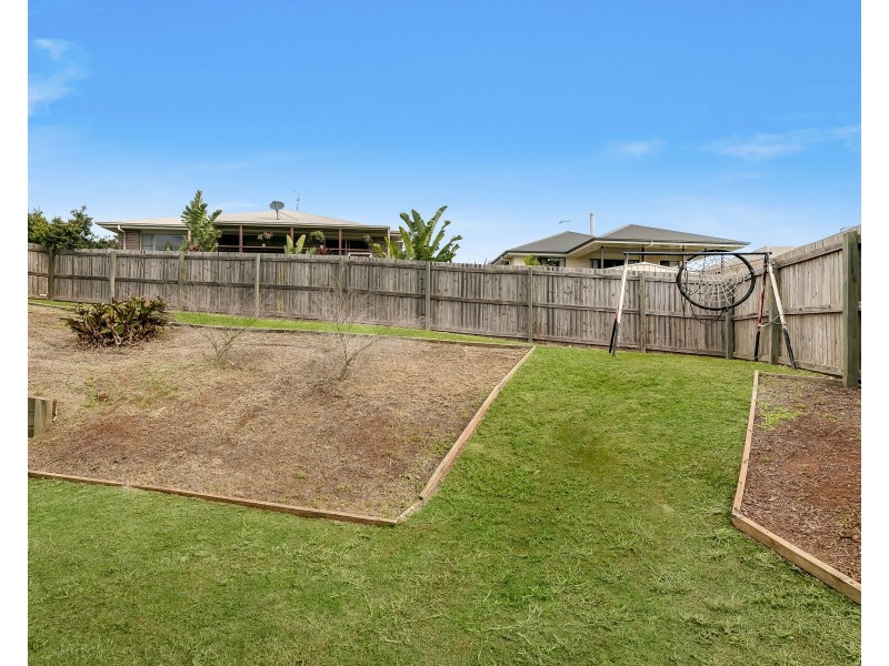 12 Felix Street, Cranley QLD 4350