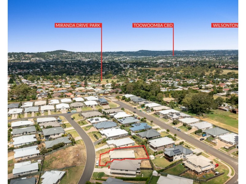 12 Felix Street, Cranley QLD 4350