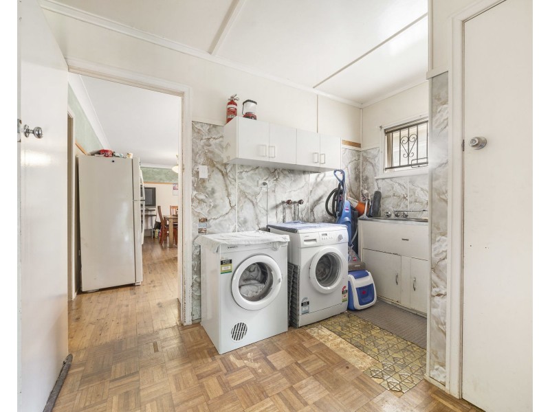 298 Alderley Street, Centenary Heights QLD 4350