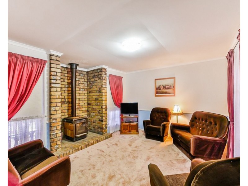 23 Bamboo Court, Darling Heights QLD 4350