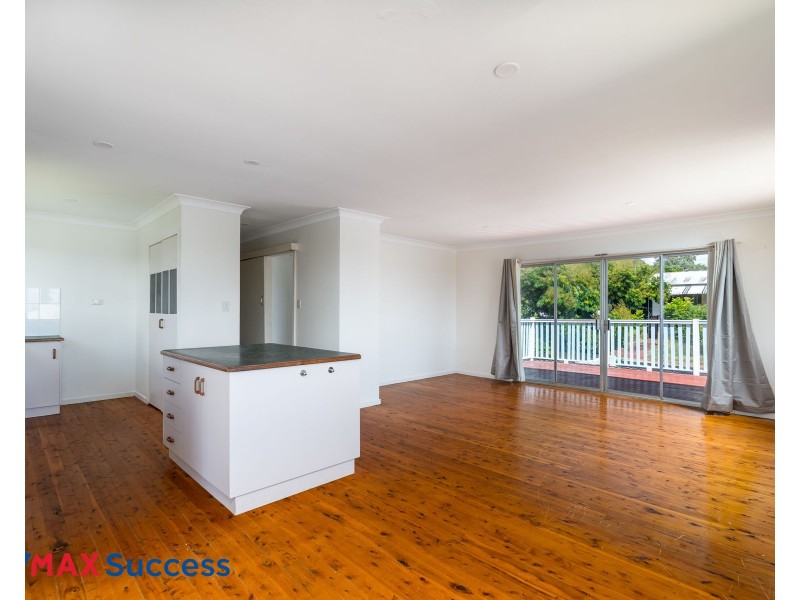 26 Noll Street, Kearneys Spring QLD 4350