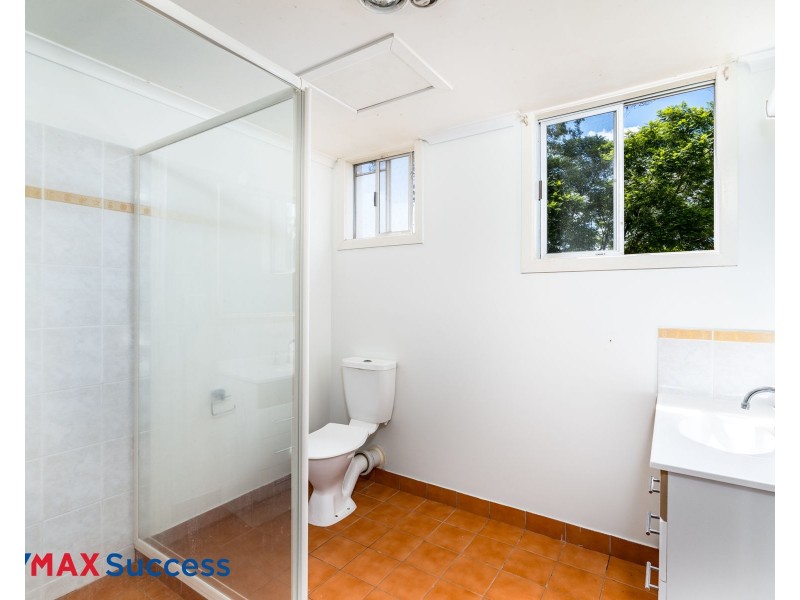 26 Noll Street, Kearneys Spring QLD 4350