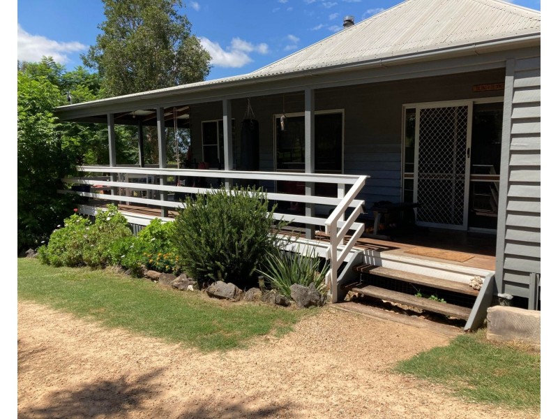 30 George Street, Helidon QLD 4344