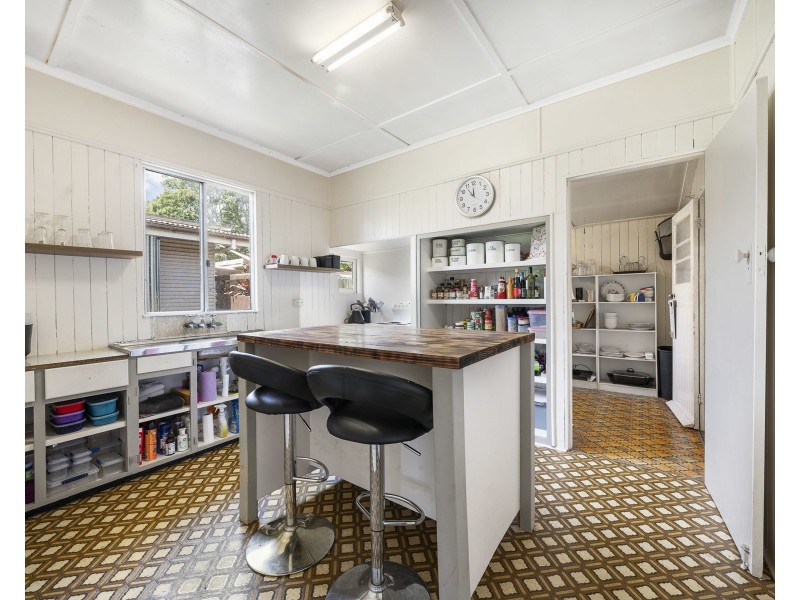 10 Stone Street, Wilsonton QLD 4350