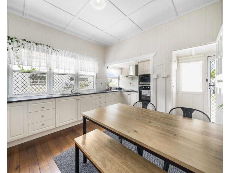 20 Second Avenue, Harristown QLD 4350