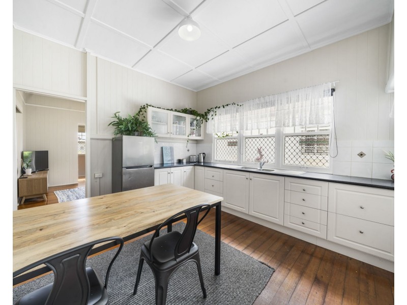 20 Second Avenue, Harristown QLD 4350