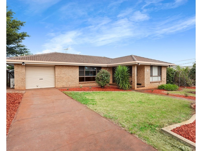 9 Talgai Court, Newtown QLD 4350
