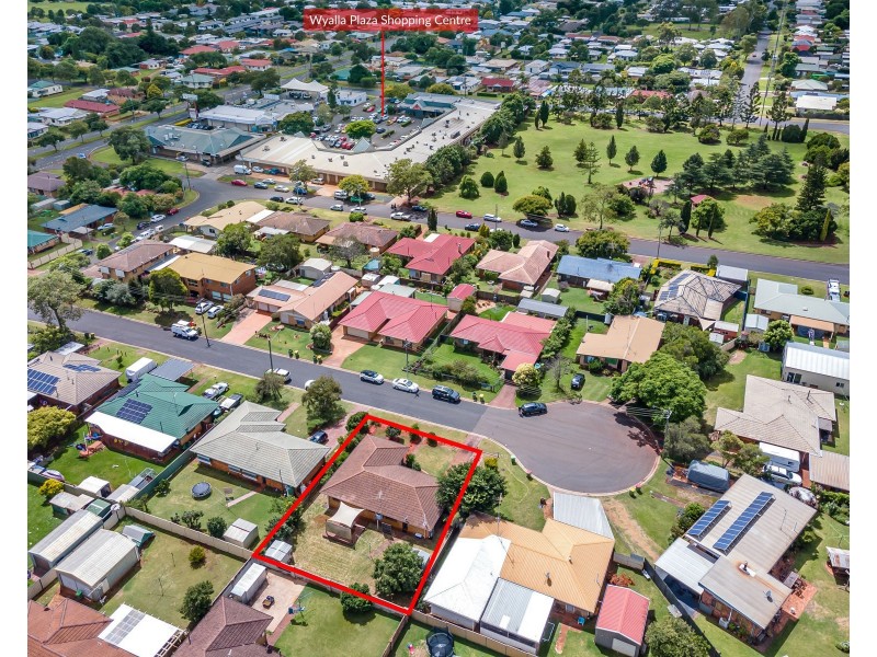 9 Talgai Court, Newtown QLD 4350
