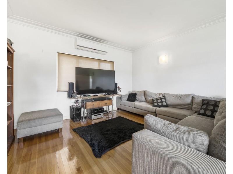 9 Goggs Street, Toowoomba City QLD 4350