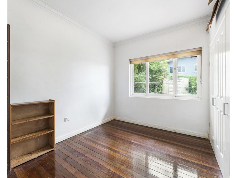 9 Goggs Street, Toowoomba City QLD 4350