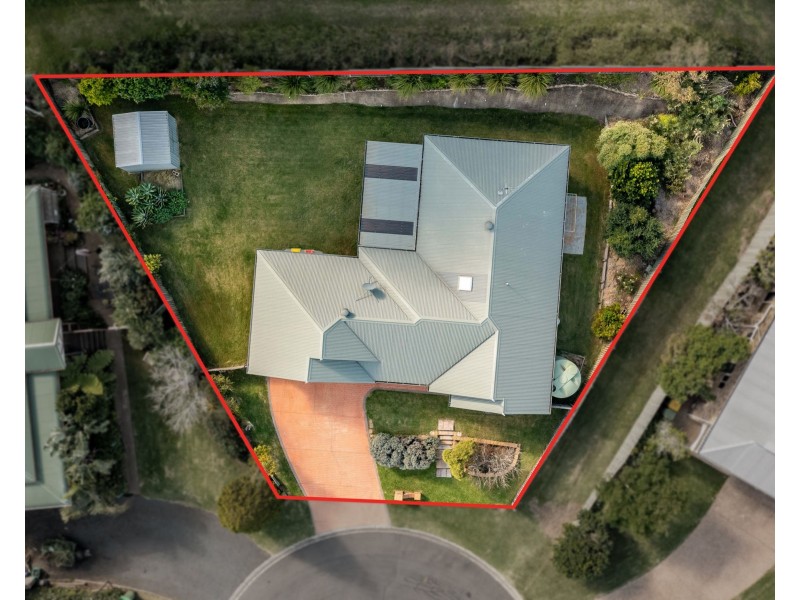 26 Beechcraft Court, Wilsonton QLD 4350