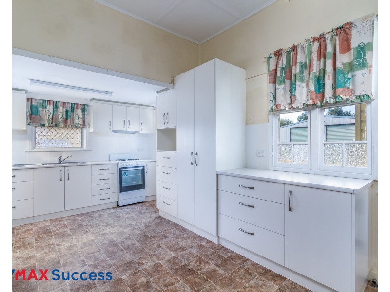 97 Jellicoe Street, North Toowoomba QLD 4350