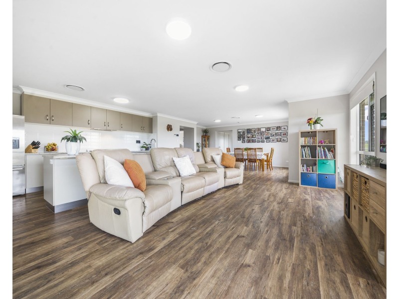 3 Mackay Court, Kingsthorpe QLD 4400