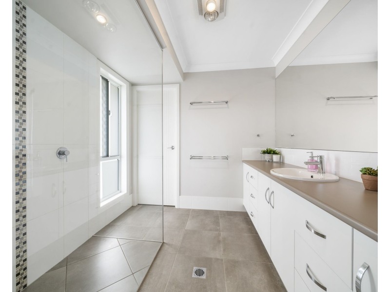 3 Mackay Court, Kingsthorpe QLD 4400