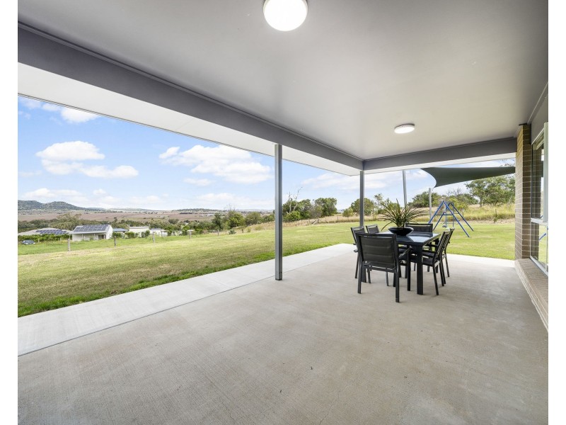 3 Mackay Court, Kingsthorpe QLD 4400