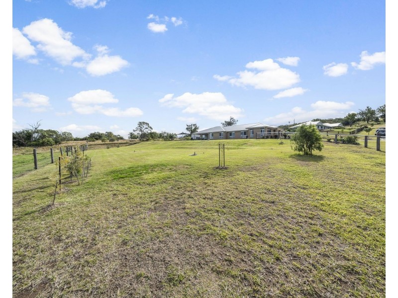 3 Mackay Court, Kingsthorpe QLD 4400