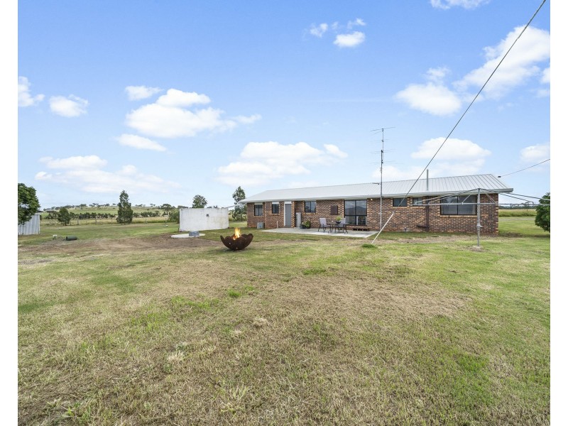 274 Goombungee Meringandan Road, Goombungee QLD 4354