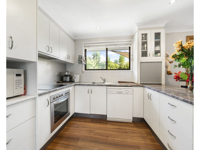 32 Charnley Street, Kearneys Spring QLD 4350