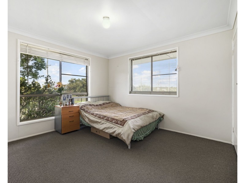 32 Charnley Street, Kearneys Spring QLD 4350
